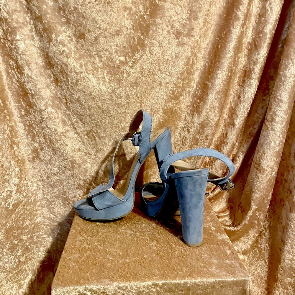 LC Lauren Conrad Platform heels